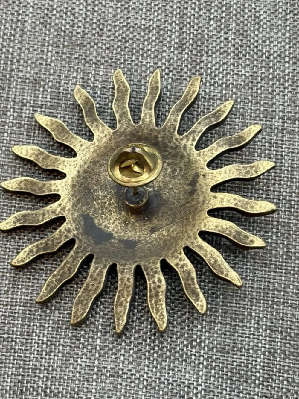 Sun Face Pin Brooch 3 In Brass Radiating Rays Artisan Vintage Gold Retro Texture